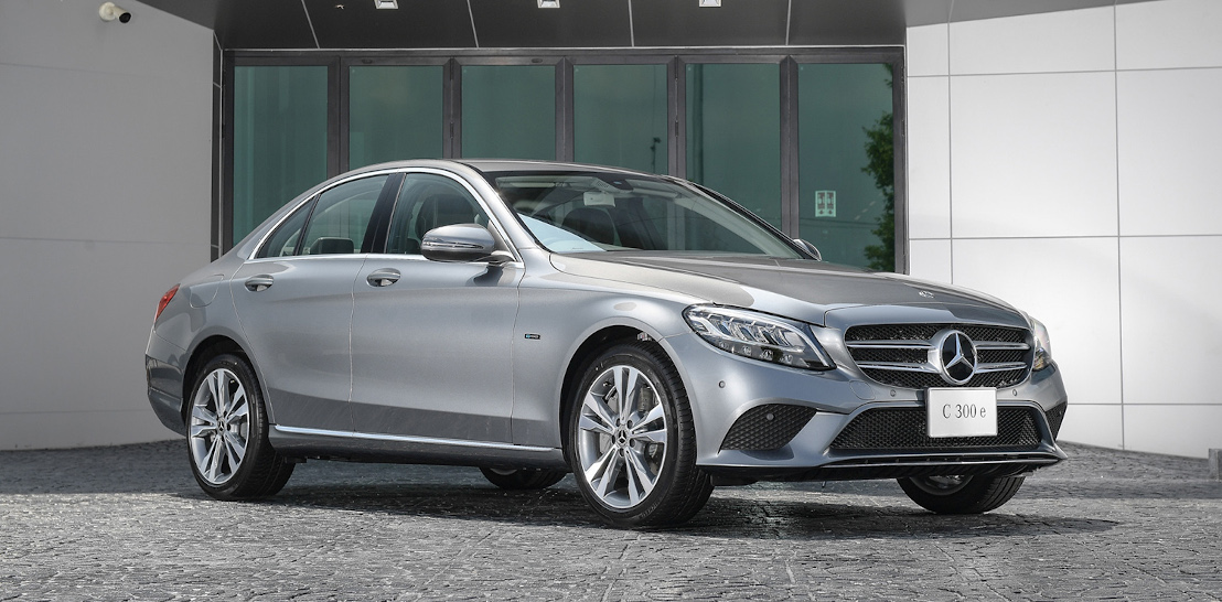 MERCEDES-BENZ C300e