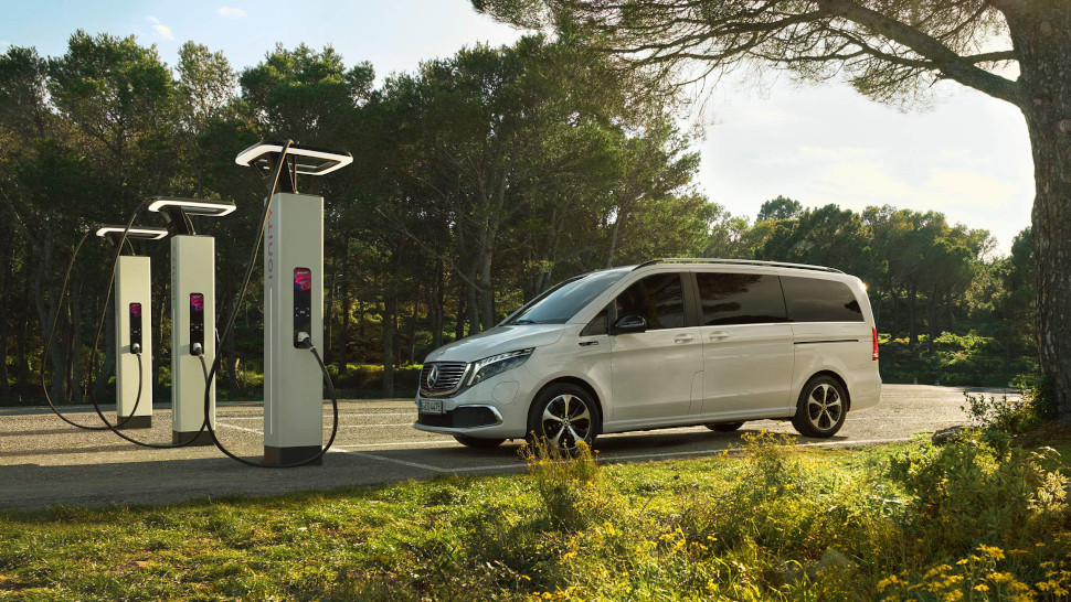 MERCEDES-BENZ EQV