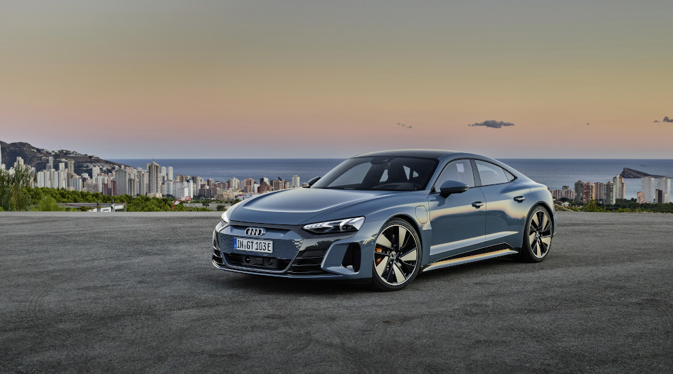 AUDI e-tron GT quattro