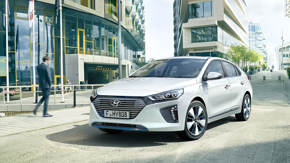 HYUNDAI Ioniq PHEV