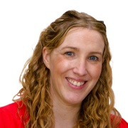 Niamh Power headshot