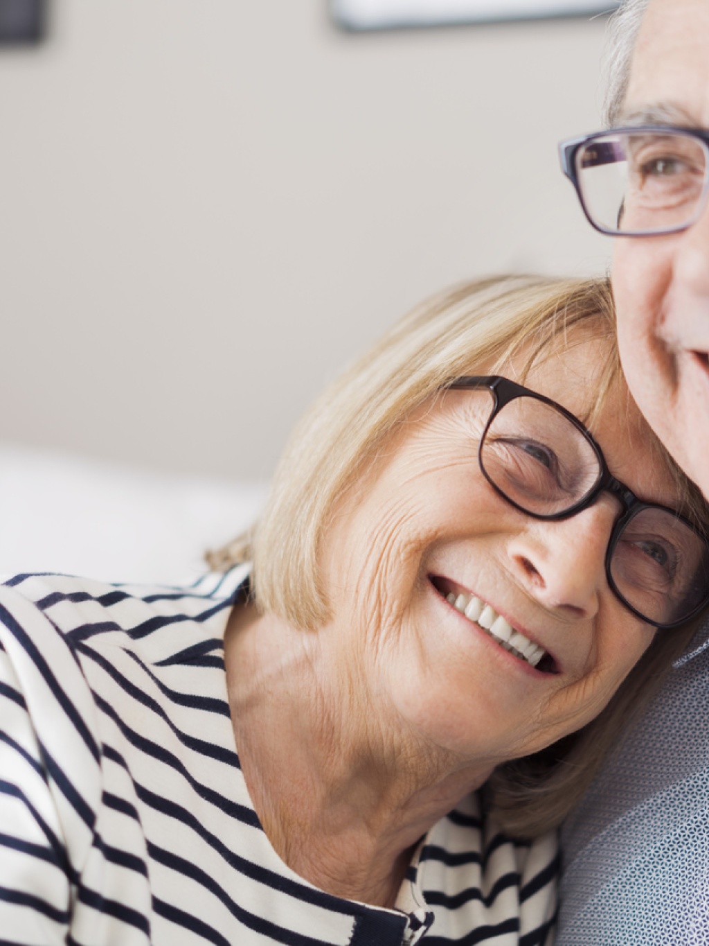 couple-smiling