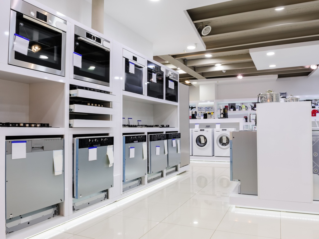 Showroom selling kitchen utilities